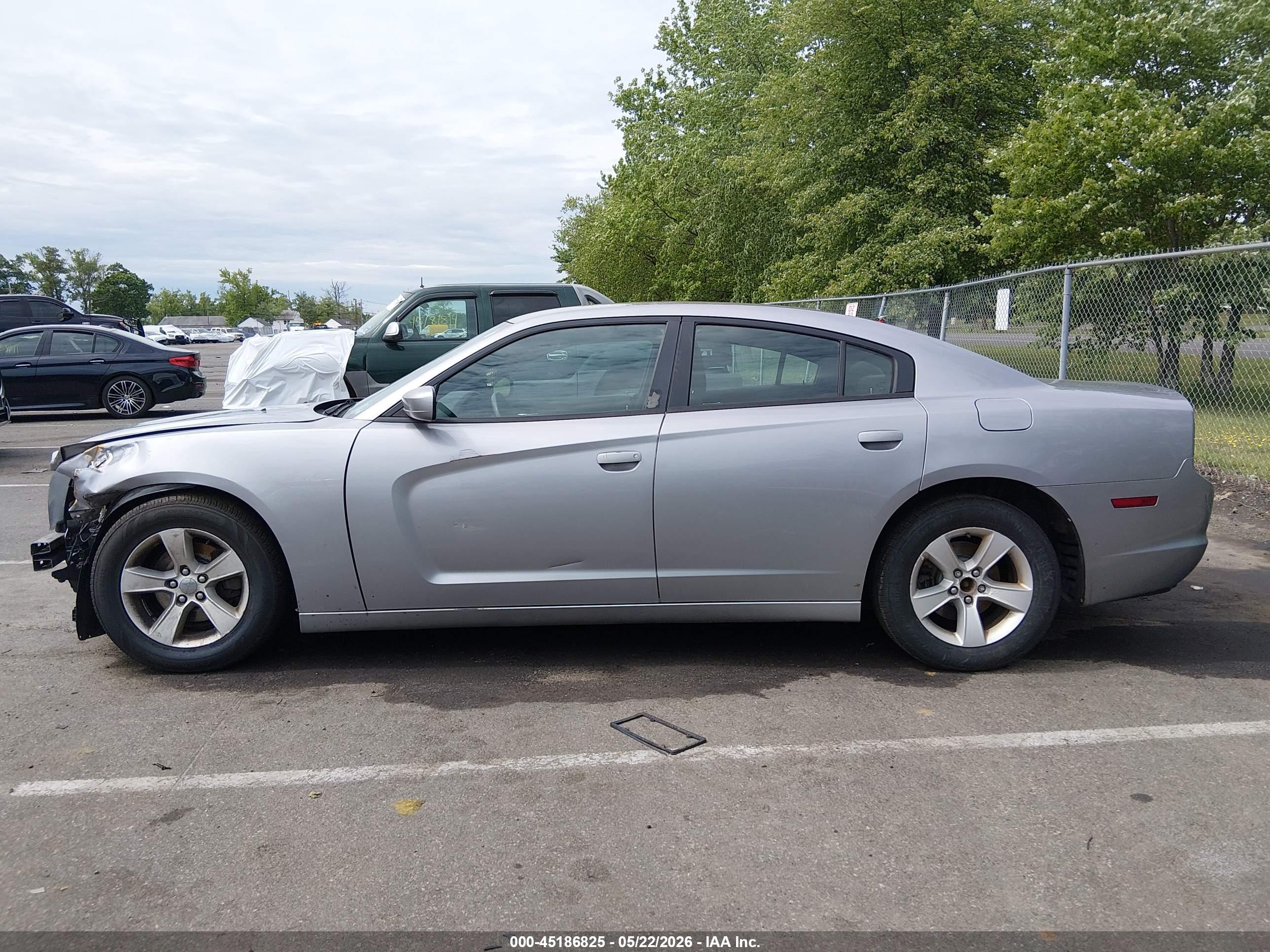 2014 DODGE CHARGER SE