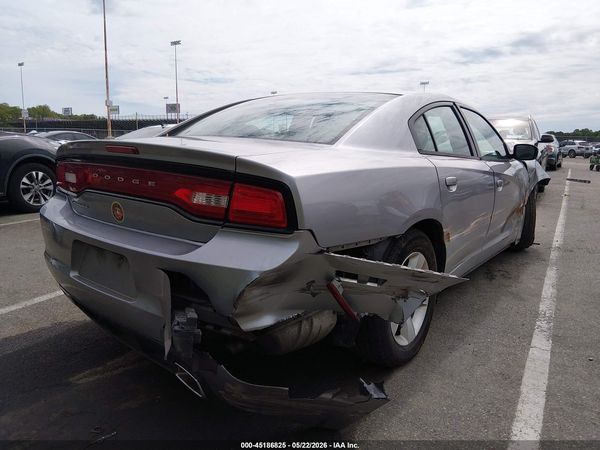 2014 DODGE CHARGER SE