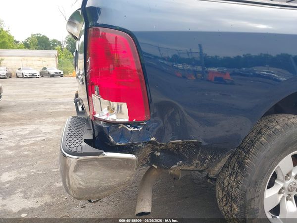 2019 RAM 1500 CLASSIC SLT  4X4 6'4 BOX