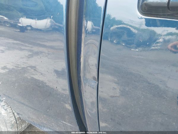 2019 RAM 1500 CLASSIC SLT  4X4 6'4 BOX