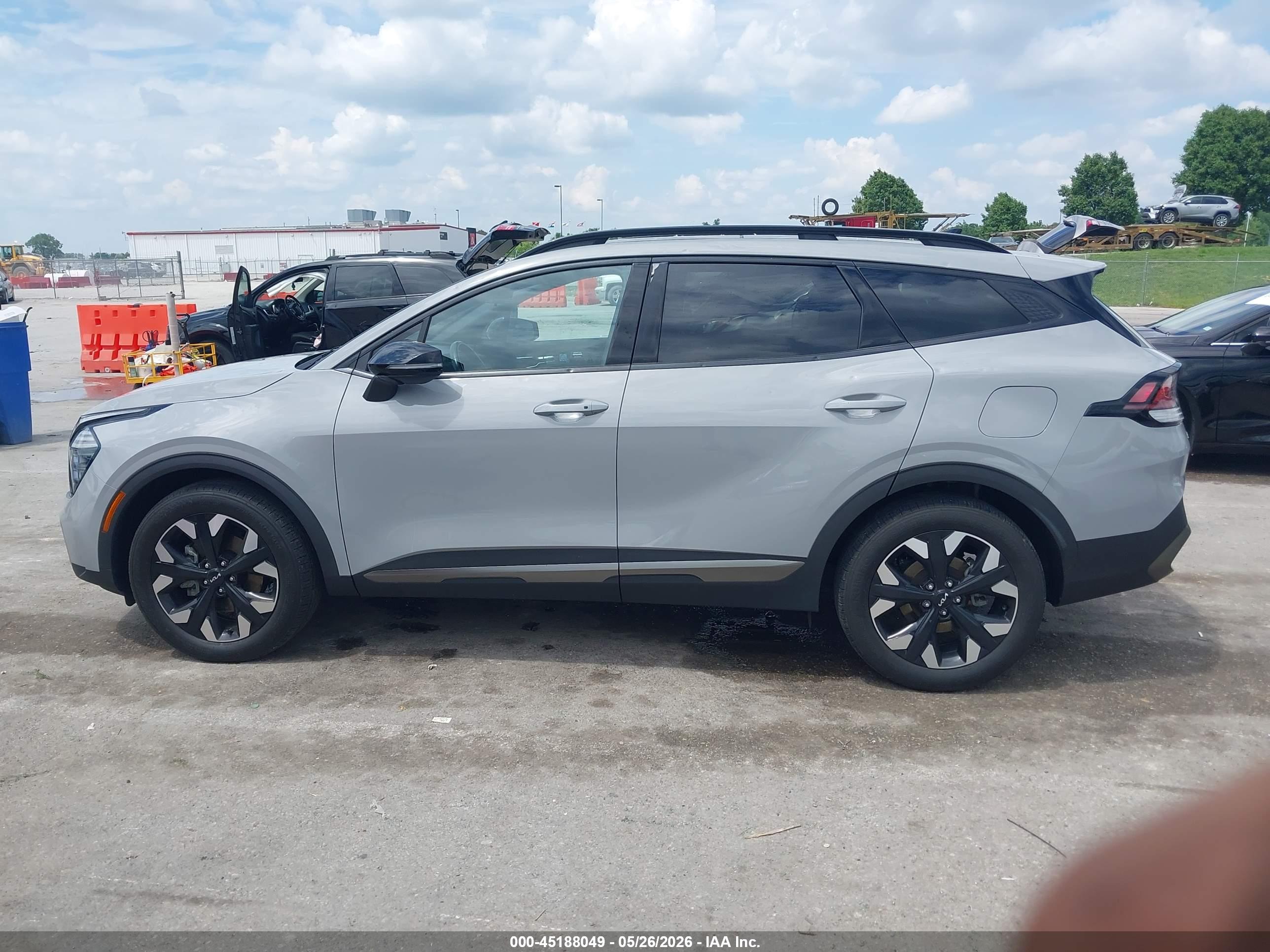 2024 KIA SPORTAGE X-LINE