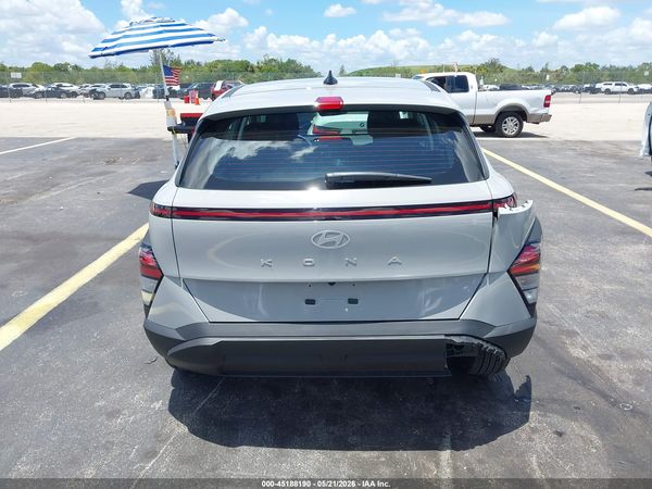 2025 HYUNDAI KONA SE