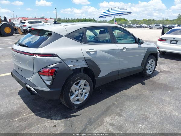 2025 HYUNDAI KONA SE