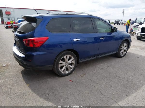2018 NISSAN PATHFINDER SL — I4