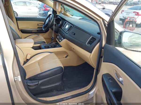 2016 KIA SEDONA LX
