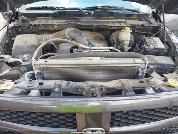 2016 RAM 1500 SLT