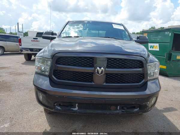2016 RAM 1500 SLT