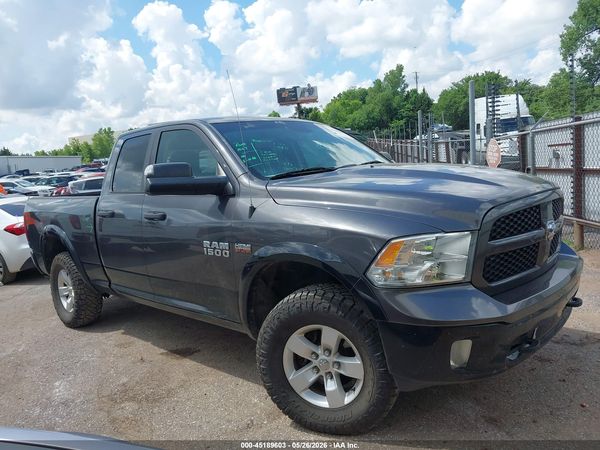 2016 RAM 1500 SLT