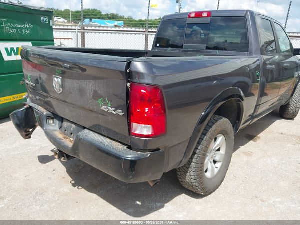 2016 RAM 1500 SLT
