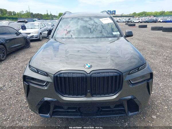 2025 BMW X7 XDRIVE40I