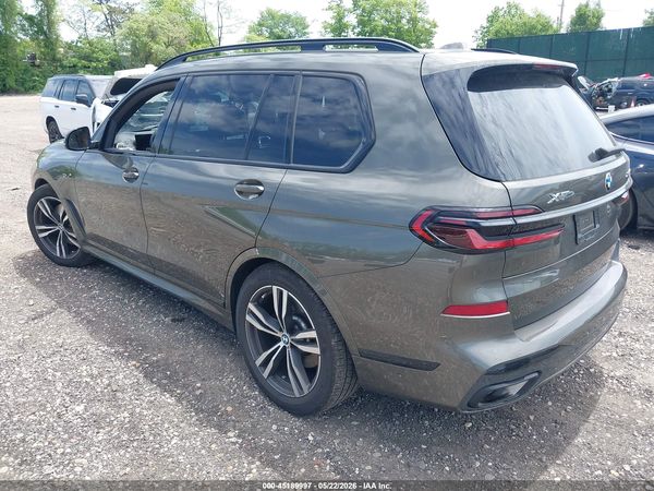 2025 BMW X7 XDRIVE40I