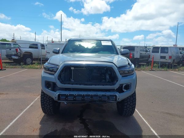 2018 TOYOTA TACOMA SR5 V6