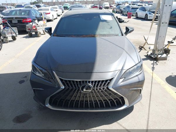 2025 LEXUS ES 300H LUXURY