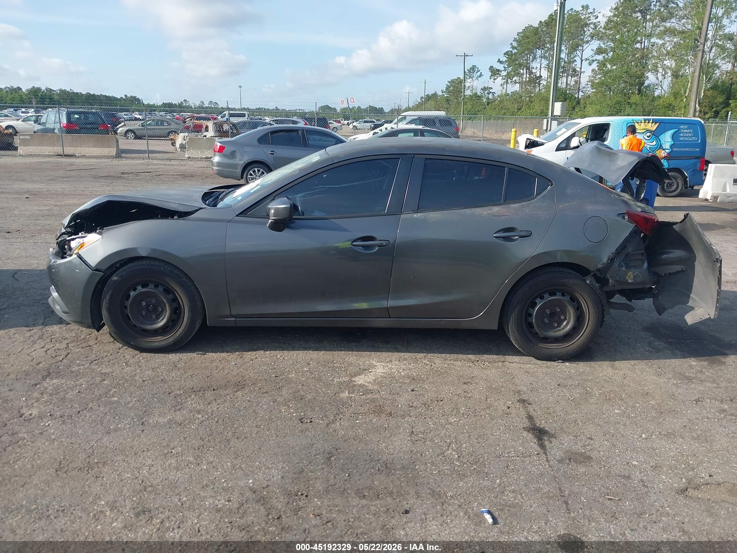 2016 MAZDA MAZDA3 I SPORT