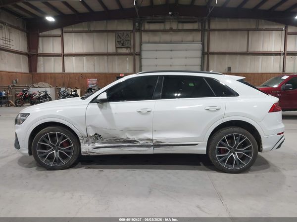 2019 AUDI Q8
