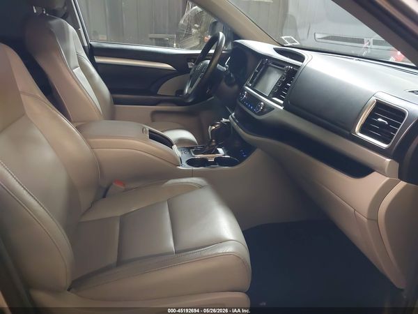 2018 TOYOTA HIGHLANDER XLE
