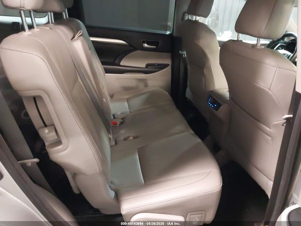 2018 TOYOTA HIGHLANDER XLE