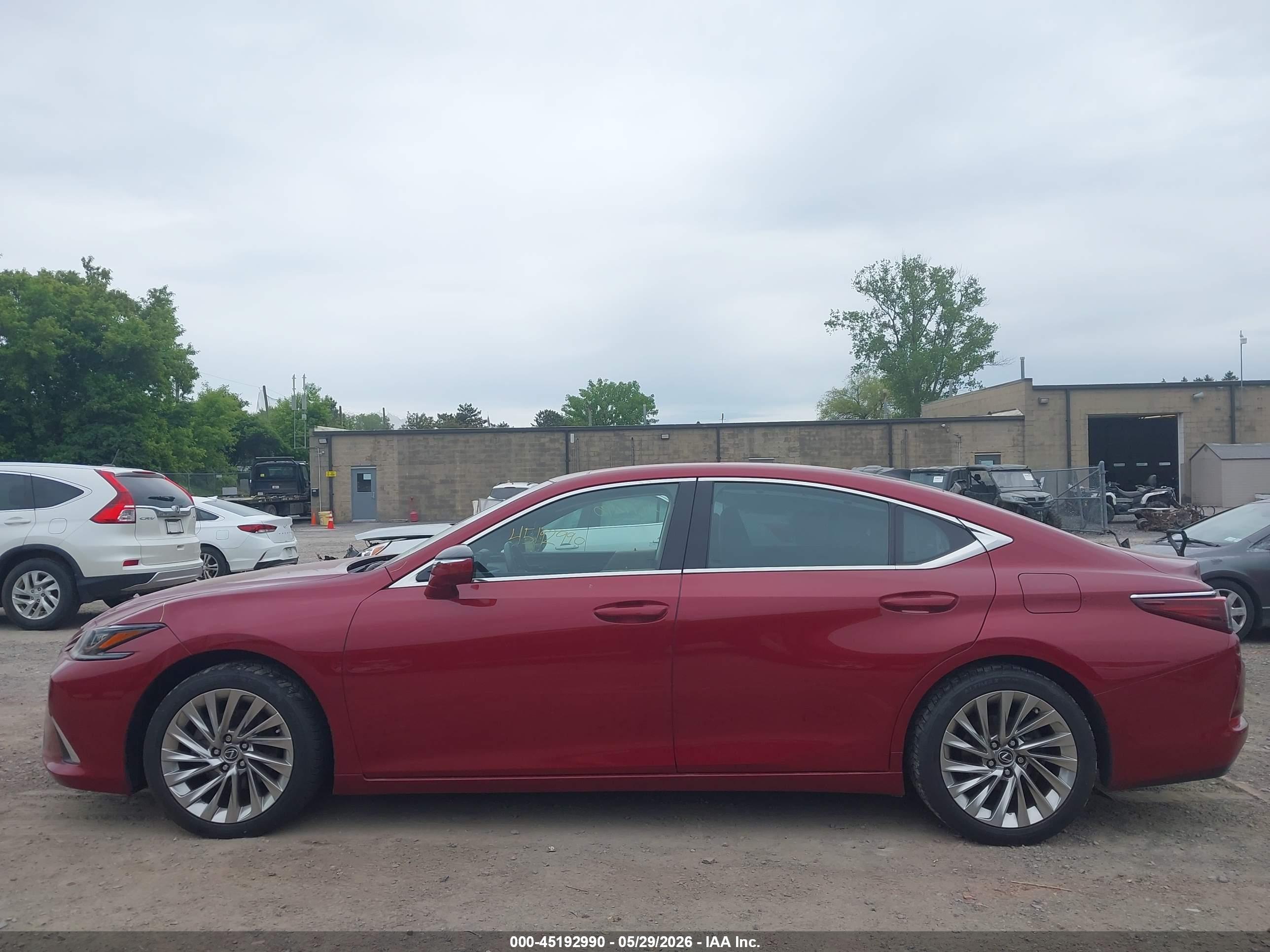2019 LEXUS ES 350 ULTRA LUXURY
