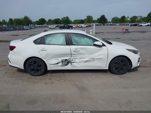 2019 KIA FORTE LXS