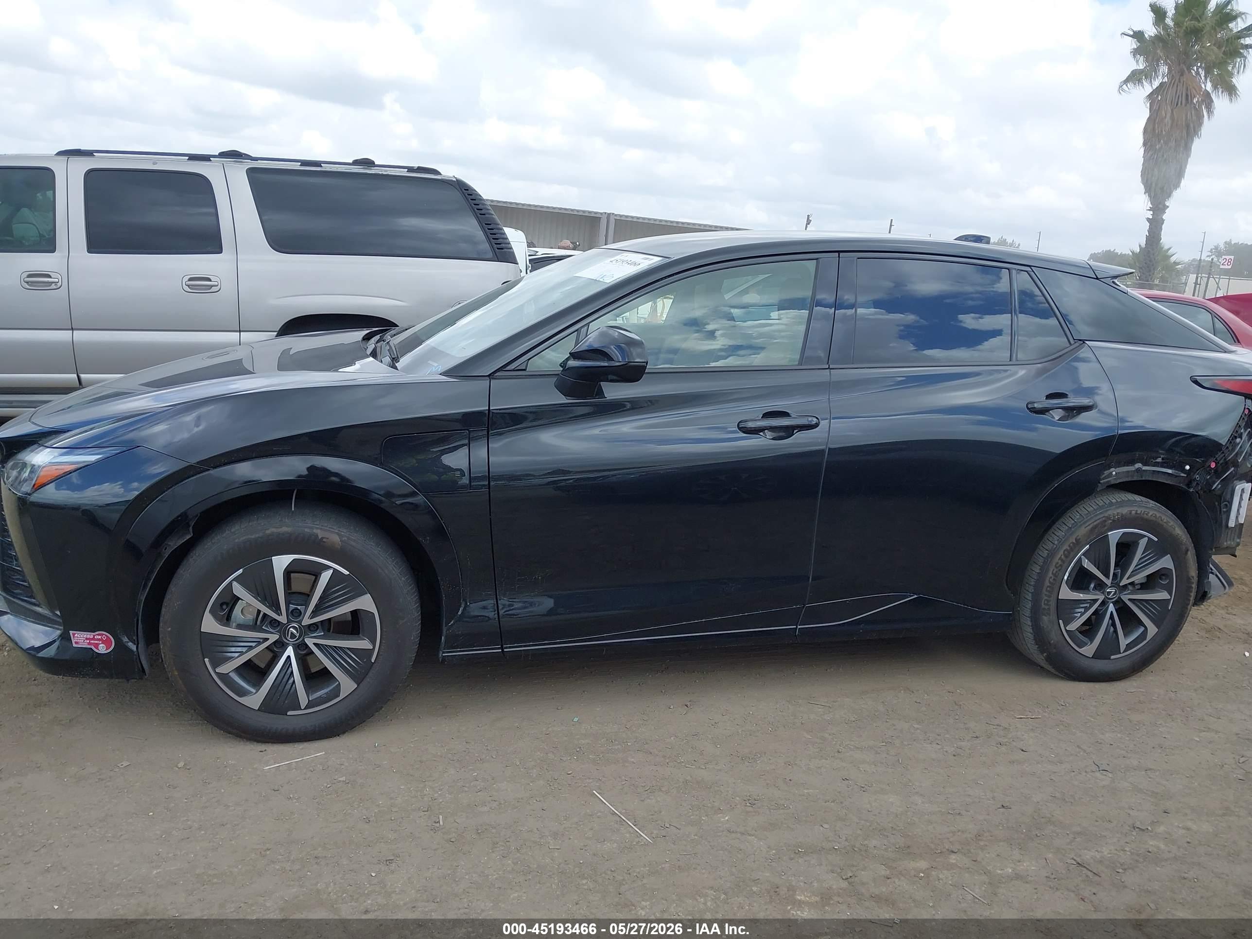 2024 LEXUS RZ 300E PREMIUM
