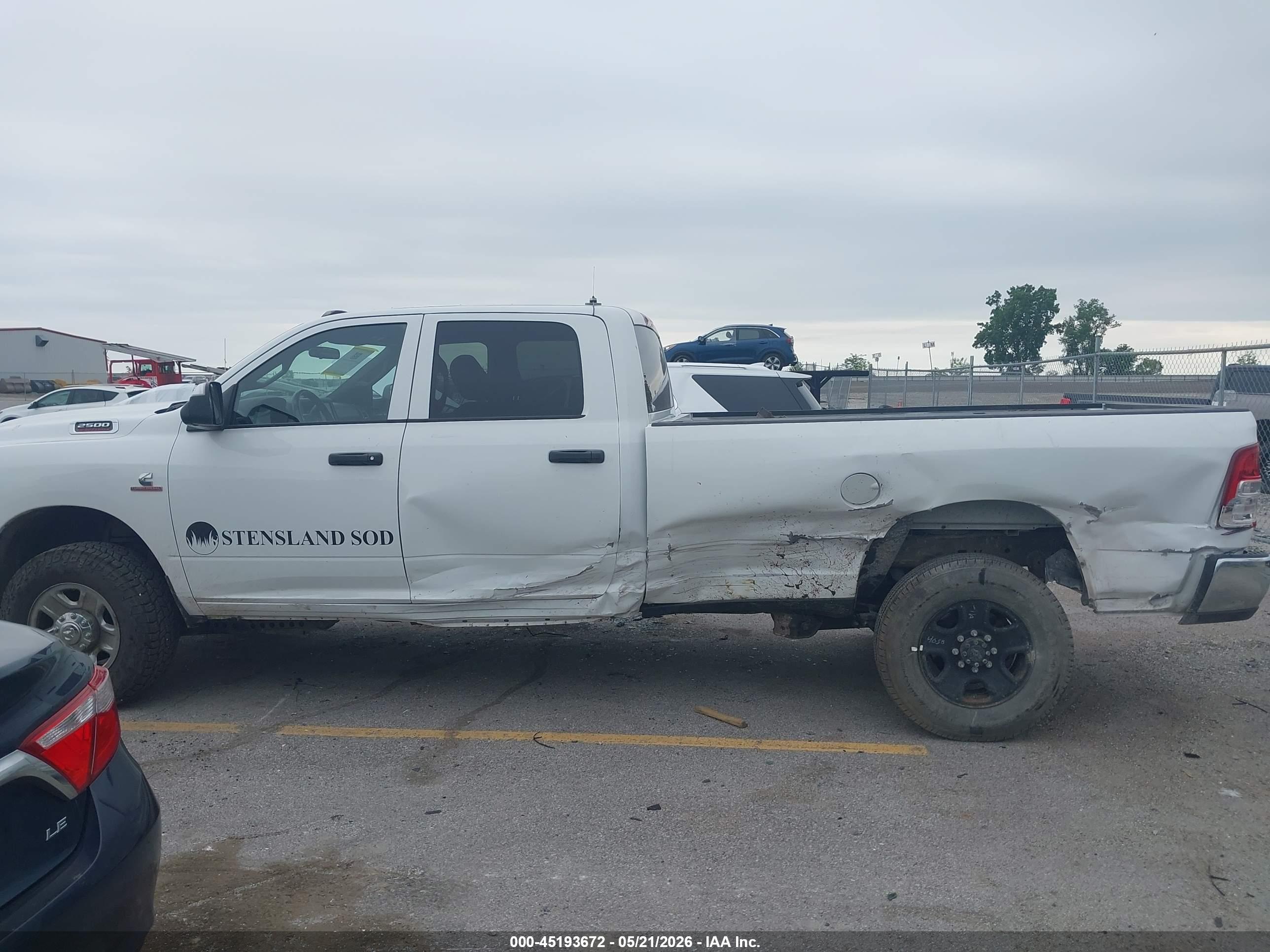 2022 RAM 2500 TRADESMAN  4X4 8' BOX