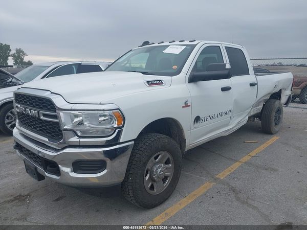 2022 RAM 2500 TRADESMAN  4X4 8' BOX