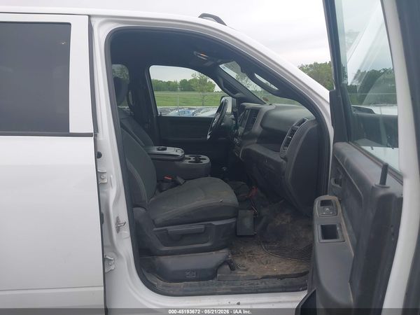 2022 RAM 2500 TRADESMAN  4X4 8' BOX