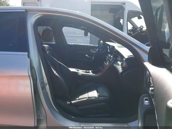 2020 MERCEDES-BENZ C 300 C300