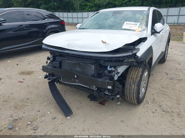 2025 HYUNDAI KONA SE