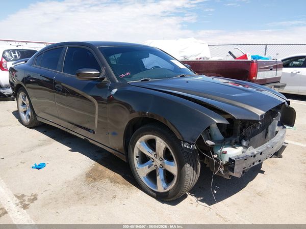 2014 DODGE CHARGER SXT
