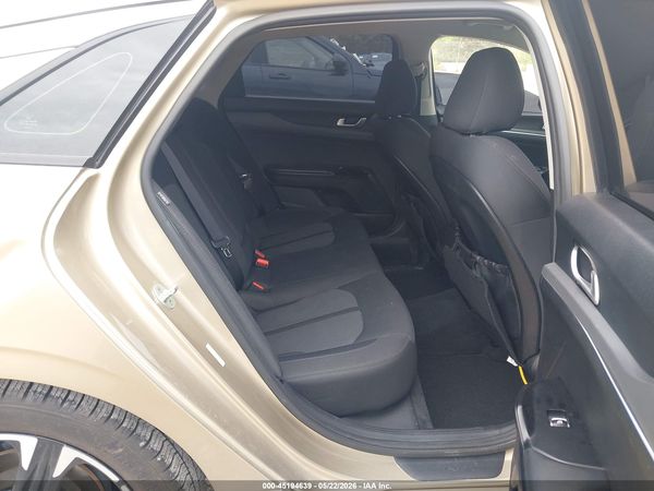 2022 KIA K5 LXS