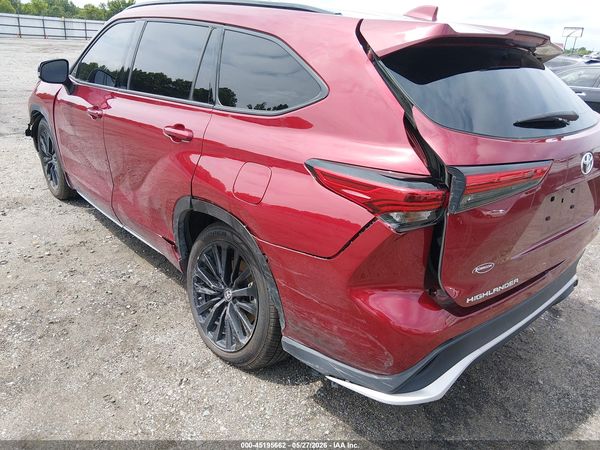 2023 TOYOTA HIGHLANDER XSE