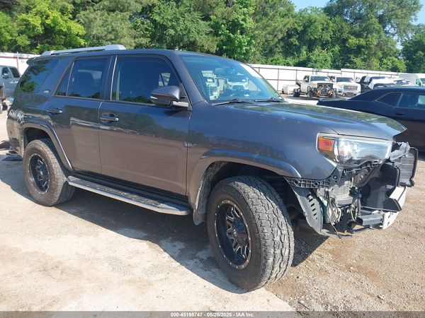2017 TOYOTA 4RUNNER SR5 PREMIUM