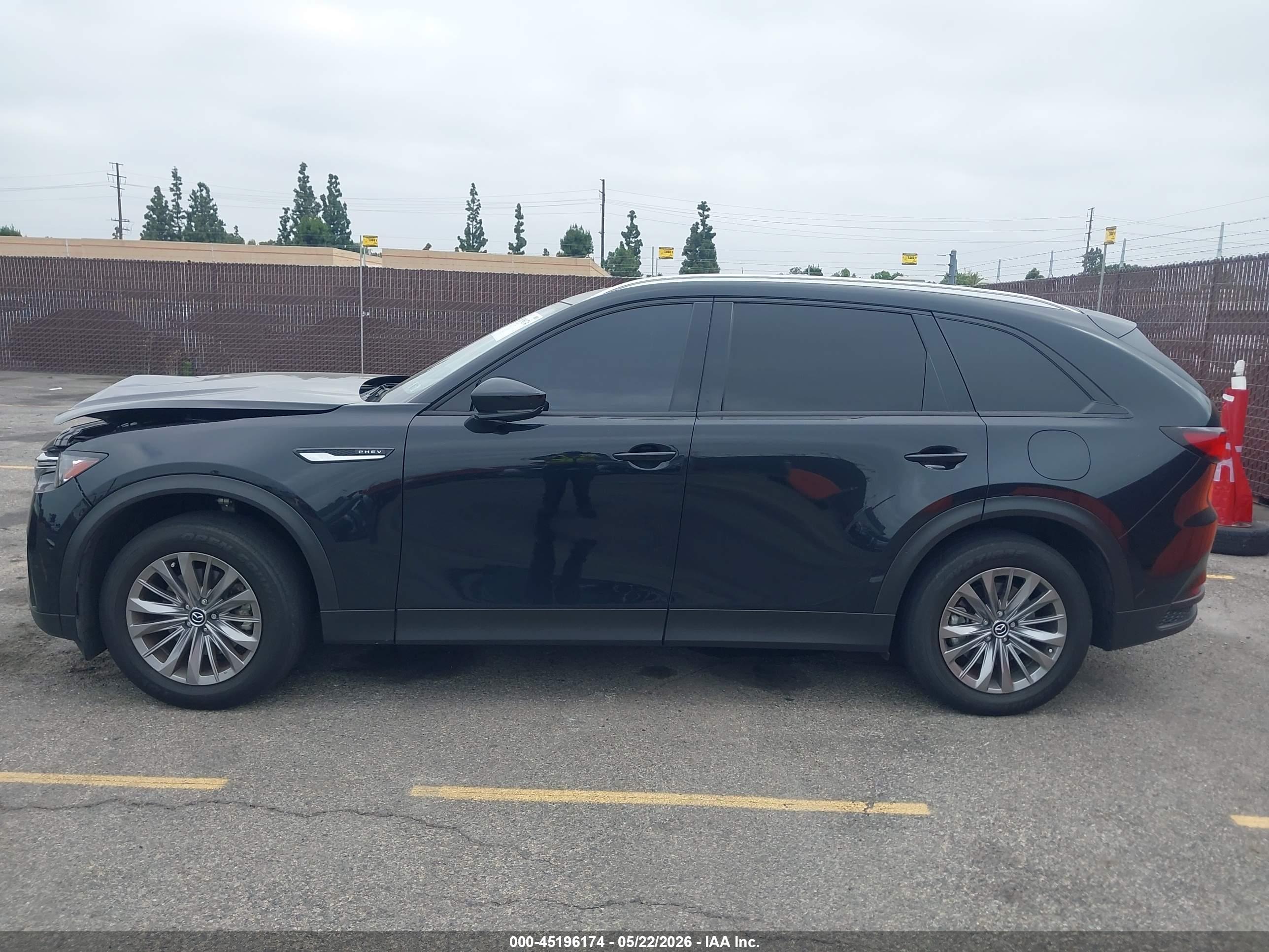 2025 MAZDA CX-90 PHEV PREFERRED PACKAGE