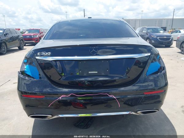 2017 MERCEDES-BENZ E 300 E300