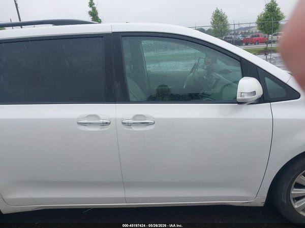 2014 TOYOTA SIENNA LIMITED V6 7 PASSENGER
