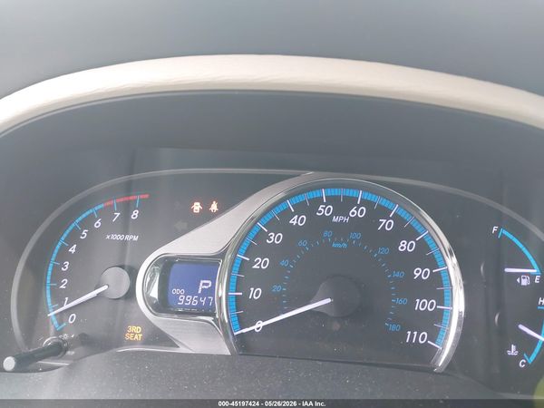 2014 TOYOTA SIENNA LIMITED V6 7 PASSENGER