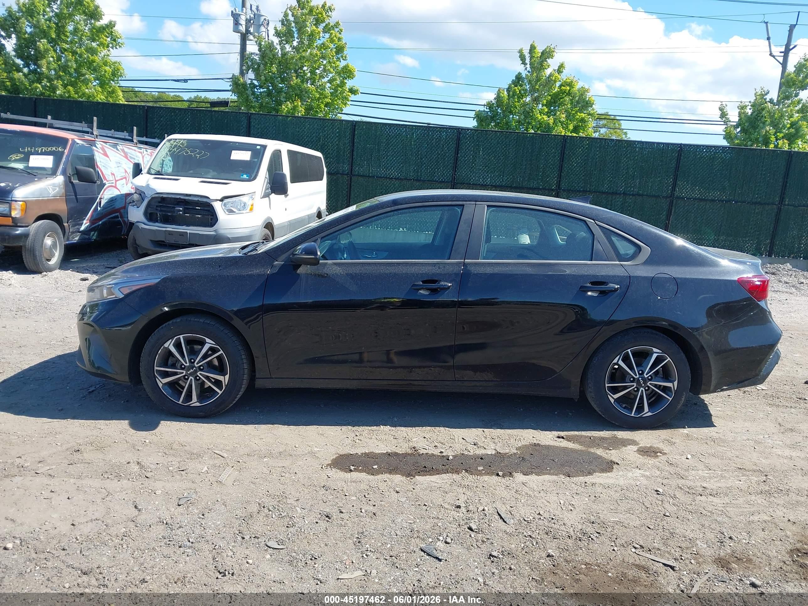 2023 KIA FORTE LXS
