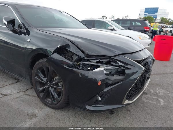 2022 LEXUS ES 300H F SPORT