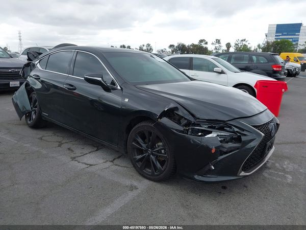 2022 LEXUS ES 300H F SPORT