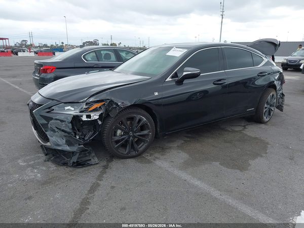 2022 LEXUS ES 300H F SPORT