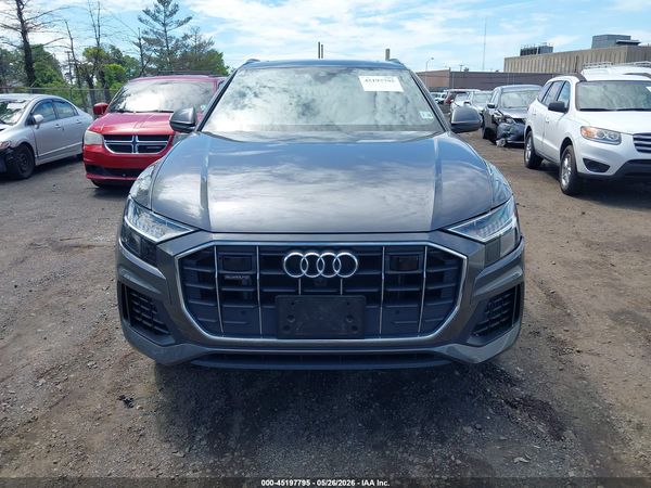 2023 AUDI Q8