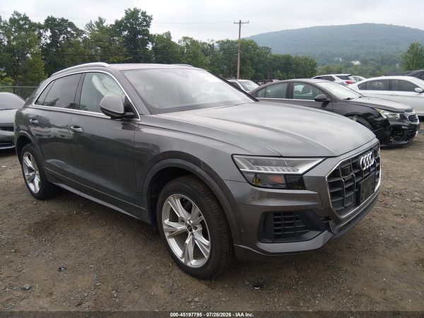 2023 AUDI Q8