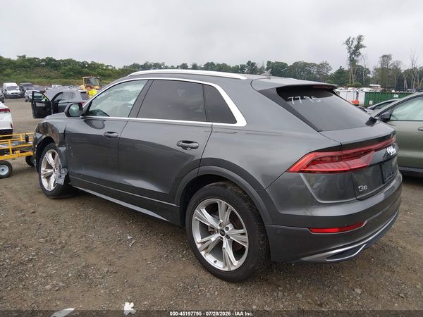 2023 AUDI Q8