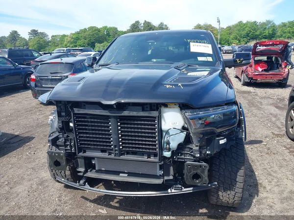 2025 RAM 1500 LARAMIE  4X4 5'7 BOX