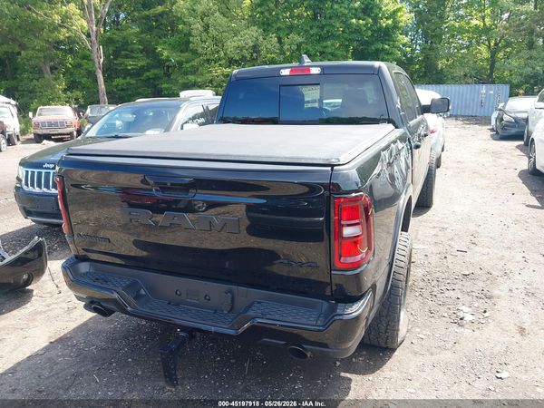 2025 RAM 1500 LARAMIE  4X4 5'7 BOX