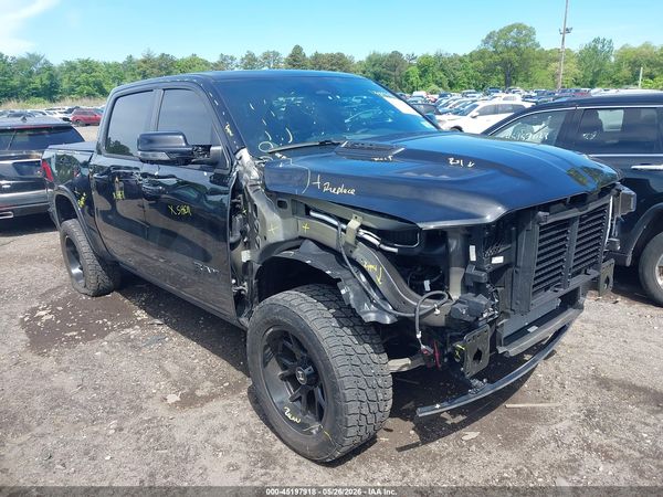 2025 RAM 1500 LARAMIE  4X4 5'7 BOX