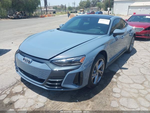 2024 AUDI E-TRON GT PREMIUM PLUS QUATTRO