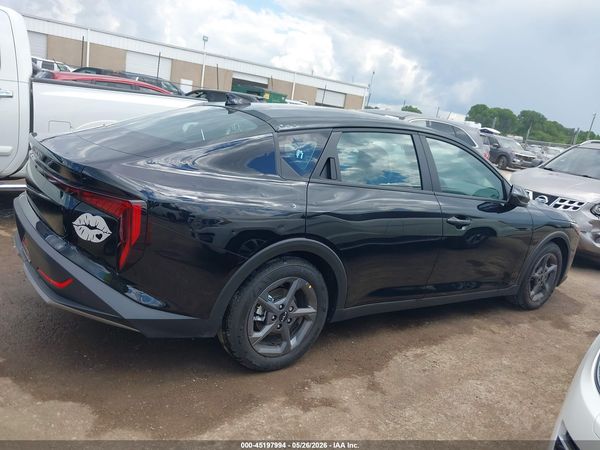 2026 KIA K4 LXS