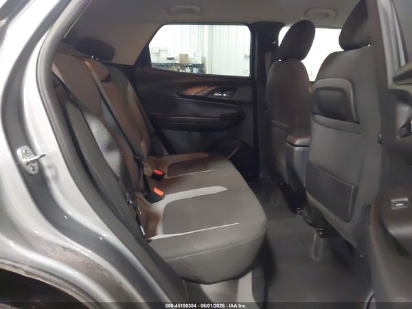 2025 CHEVROLET TRAILBLAZER AWD LT — I8